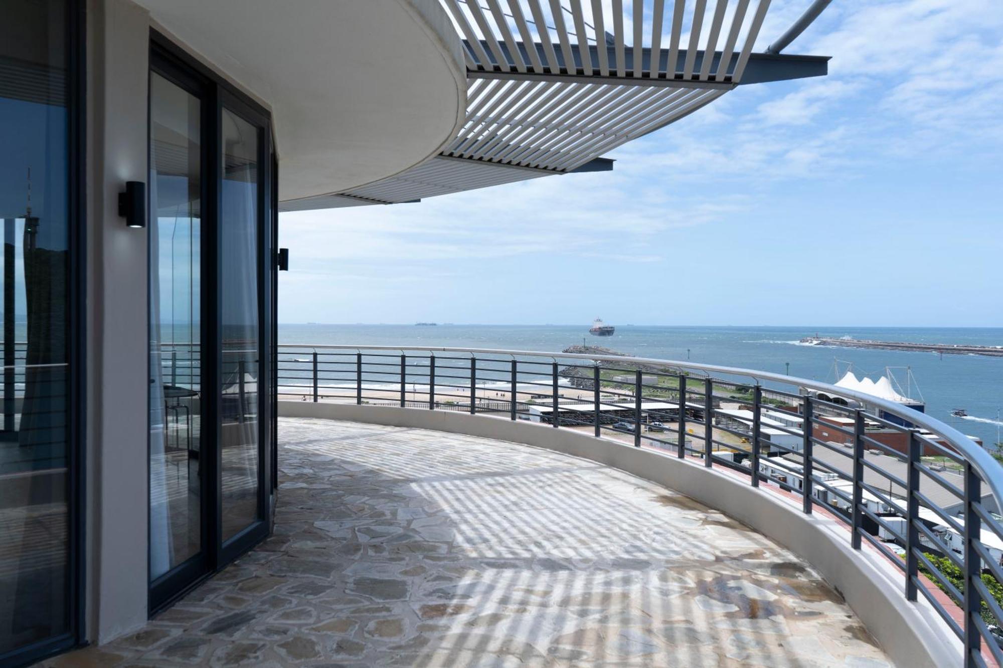 Point Waterfront Apartments Durban Bilik gambar